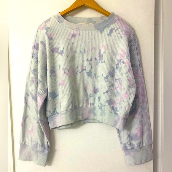Vintage Havana Sweaters - Vintage Havana Blue Pink and Purple Splatter Tye Dye Cropped Crew Neck Sweater
